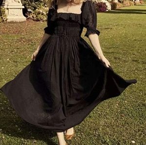 R Vivimos Black Ruffled Flowy Dress